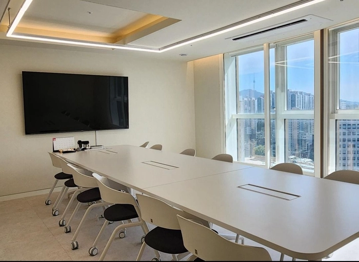 레이어바이레이어-[레이어랩] 글로벌 마케팅 주니어