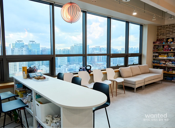 어나더컴퍼니그룹-교육사업 행정 매니저