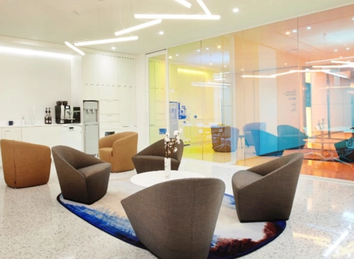 네잎클로버벤쳐스-프로덕트 빌더 (UI/UX & AI)