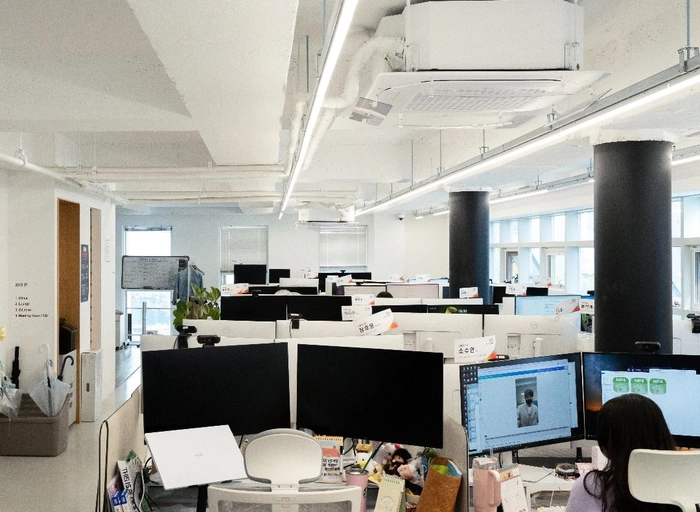 클래스어라운드-재무총괄(CFO)