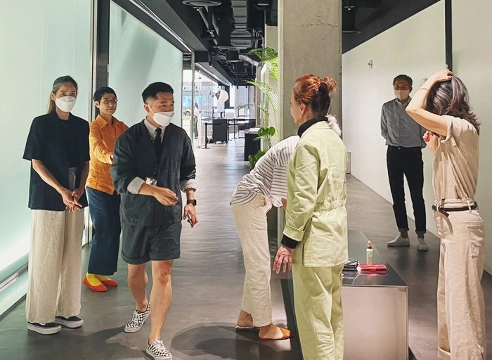 더뉴그레이-[마케팅/전략] 브랜딩 및 비즈니스 리드