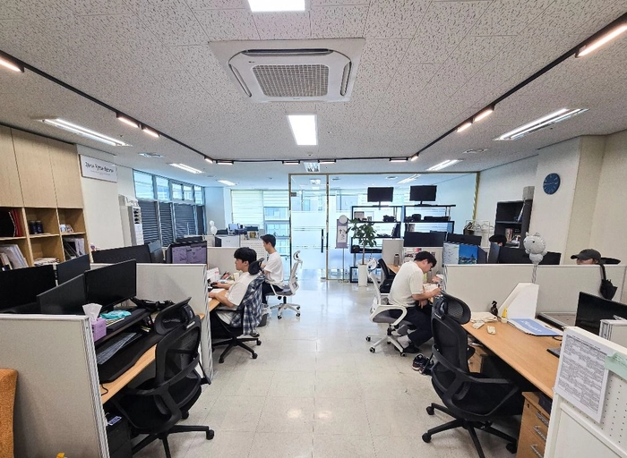 에스킴컴퍼니-[재무회계] 국내외 법인 재무·경영관리 담당