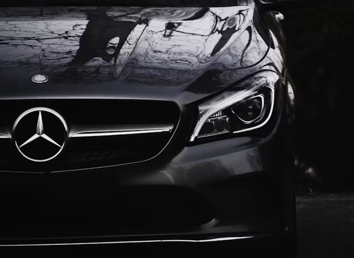 메르세데스-벤츠(Mercedes-Benz)-PR & Corporate Communications
