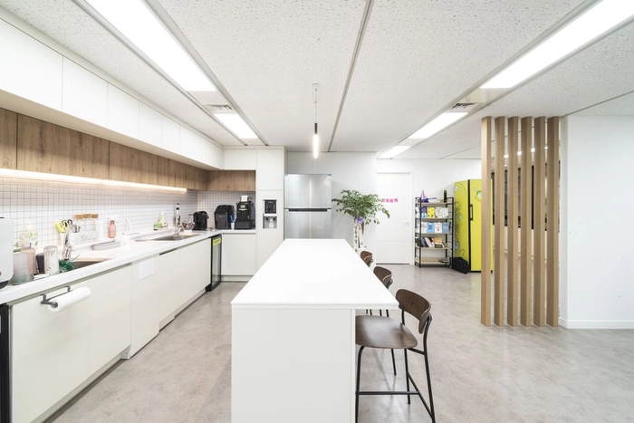 위허들링-위잇 법인영업