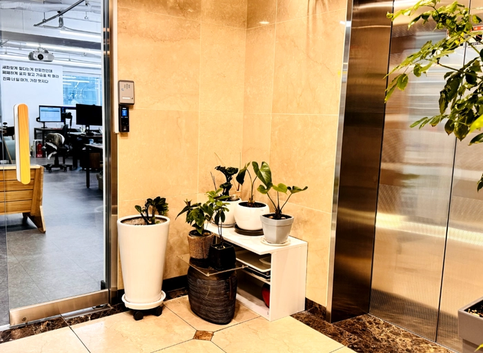 서커스컴퍼니-크리에이티브 융합 디자이너(서비스, 콘텐츠, 브랜딩, UIUX, 전략)