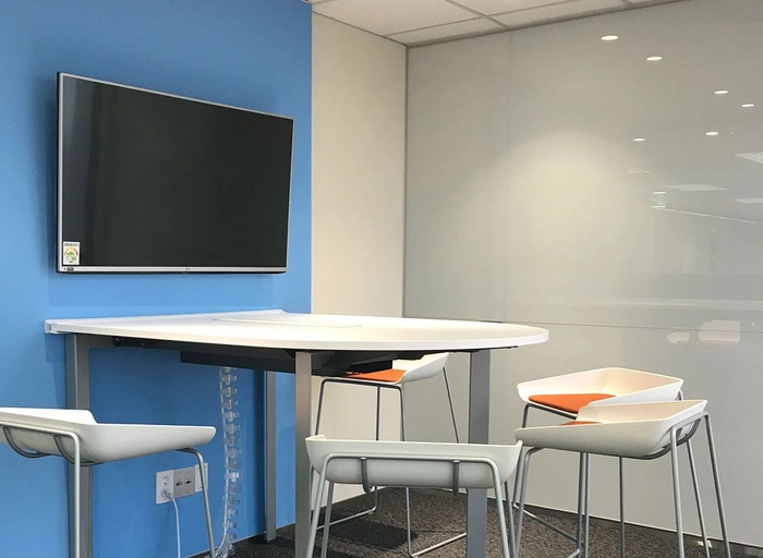 한국아이큐비아솔루션스-Management Consulting Principal