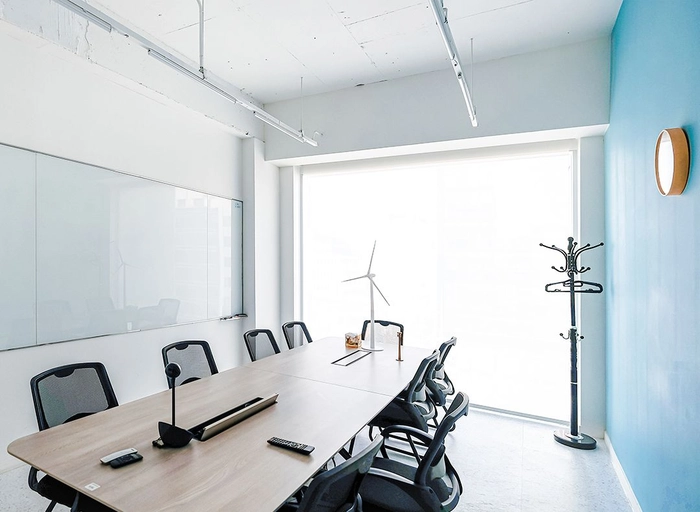 니어스랩-사업개발 및 운영