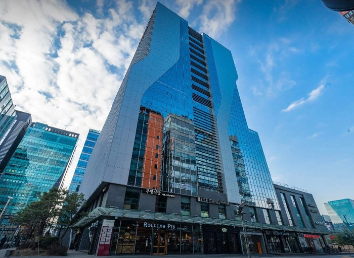 스마일게이트홀딩스 슈퍼크리에이티브 지점-[에픽세븐] 개발PM