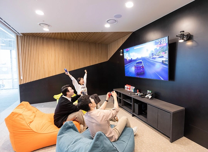 스마일게이트홀딩스 슈퍼크리에이티브 지점-[에픽세븐] 개발PM