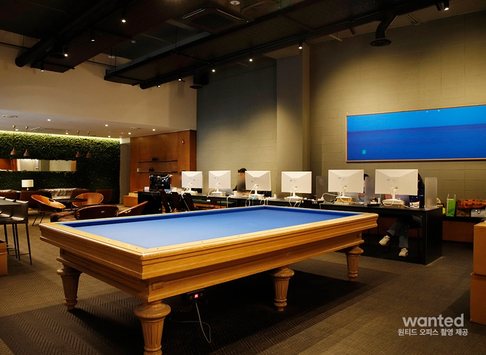 바이브컴퍼니-인사 담당자