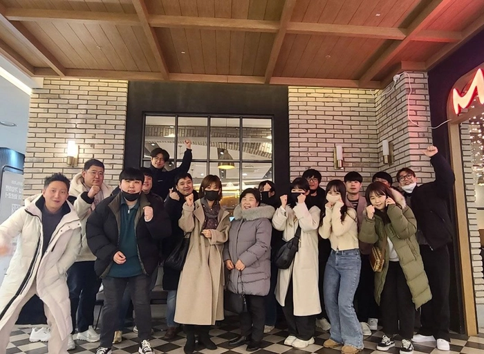 스프링온워드-사업개발 및 기획