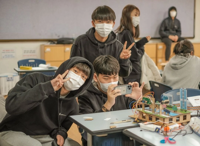 어썸스쿨-PM(Product Management) 애널리스트