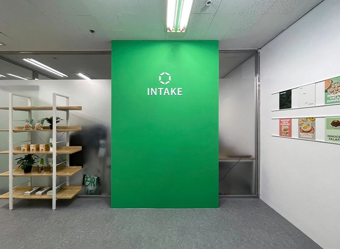 인테이크-인플루언서 마케터 (5년 이상)