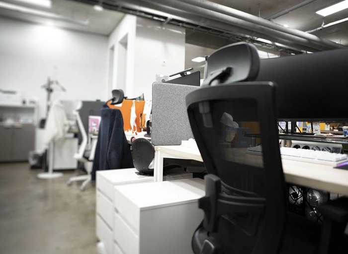 모온컴퍼니-모션그래픽 디자이너