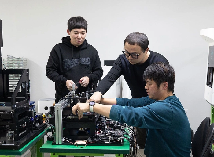 토모큐브-하드웨어 엔지니어