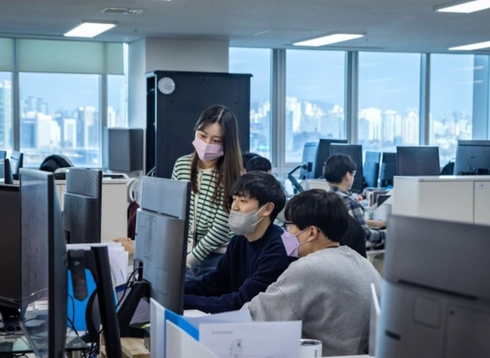 아우토크립트-In-Vehicle 보안 솔루션 개발 10년 이하