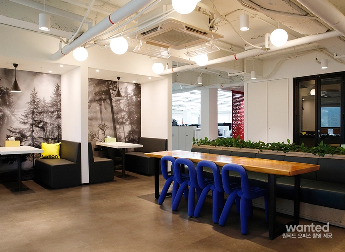 시너지버슨-국내/해외 홍보(PR) - 1년 이상