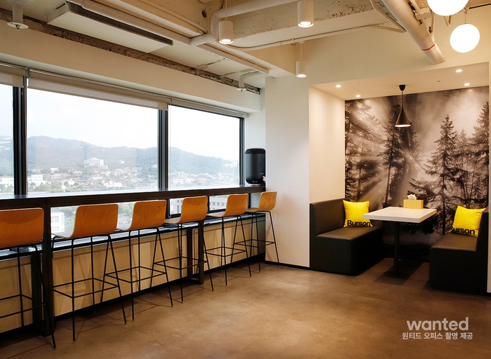 시너지버슨-국내/해외 홍보(PR) - 1년 이상