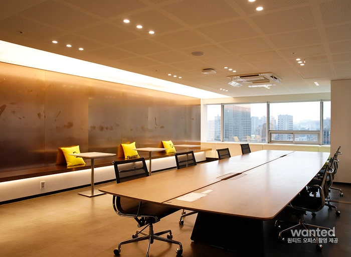 시너지버슨-국내/해외 홍보(PR) - 1년 이상