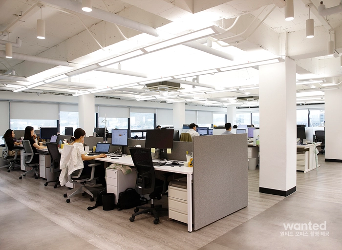 시너지버슨-국내/해외 홍보(PR) - 1년 이상