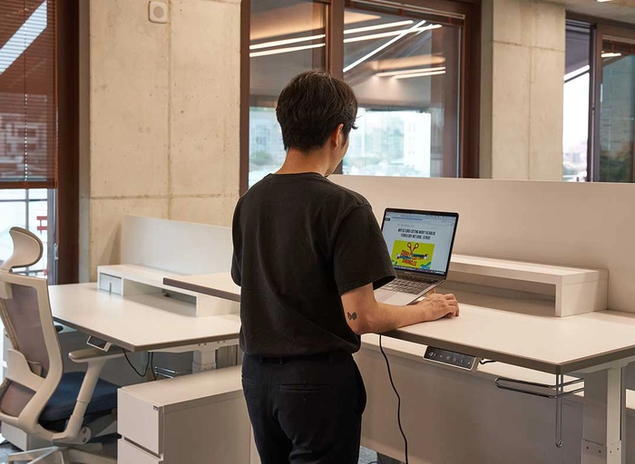 뉴아이디-UX/UI 디자이너