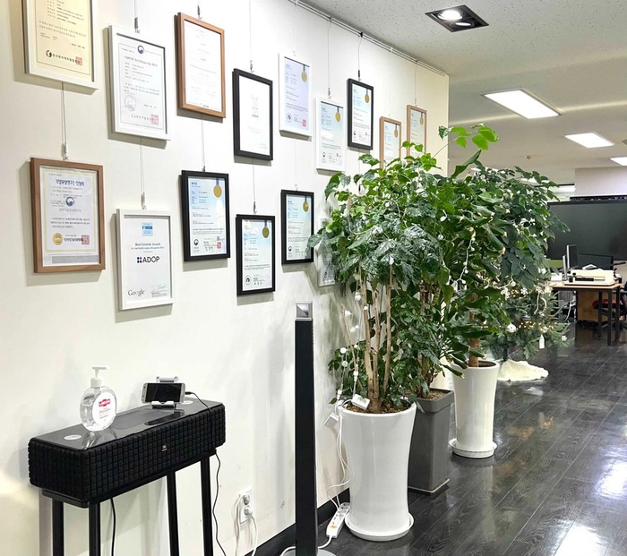 애드오피(ADOP)-Ad Tech 서비스 기획 / PM