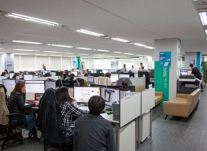 퍼틸레인(Fertilerains)-브랜드 광고/마케팅AE 담당(6년이상)