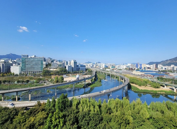 봄센-영상 콘텐츠 크리에이터