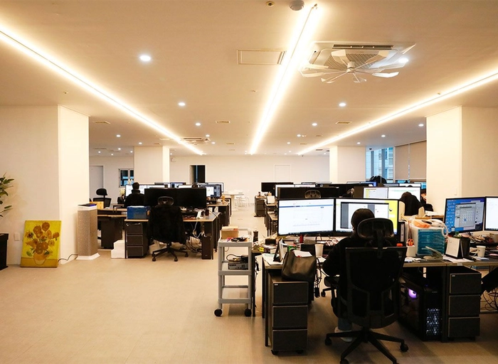 365위더스-나인제트 패션 디자이너_캐주얼 스포츠 의류