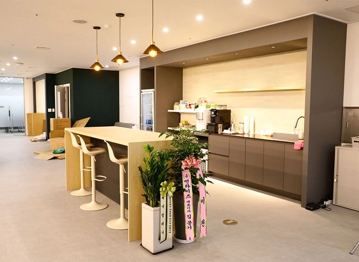 365위더스-나인제트 패션 디자이너_캐주얼 스포츠 의류