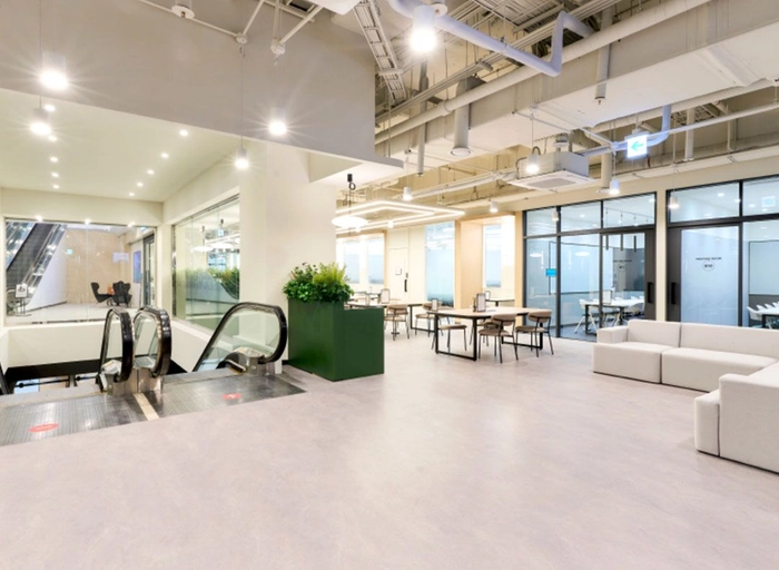 엑스트라이버(트립스토어)-Back-end Engineer (신입)