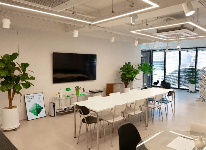 인핸스(Enhans)-Marketing Manager (B2B AI)