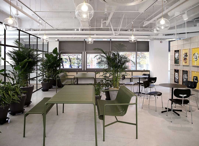 스튜디오리코-웹툰 한영 번역/검수 (재택근무)