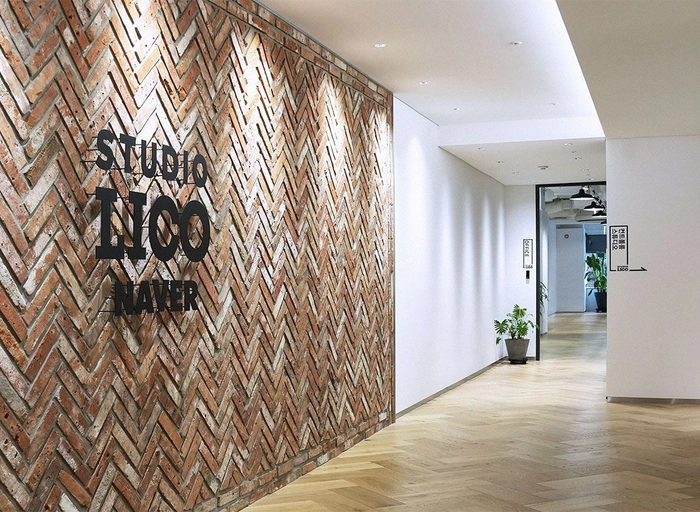 스튜디오리코-웹툰 한영 번역/검수 (재택근무)