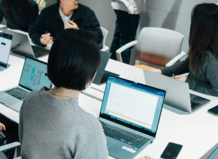 지로-AI 사업개발 담당자