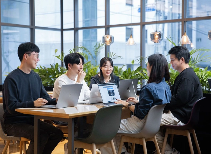 딜리셔스(신상마켓)-웹프론트엔드 개발자 (신사업)