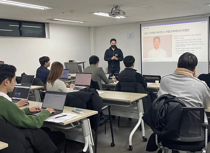 퍼즐코퍼레이션-UGC 바이럴 그로스 파트 (신입)