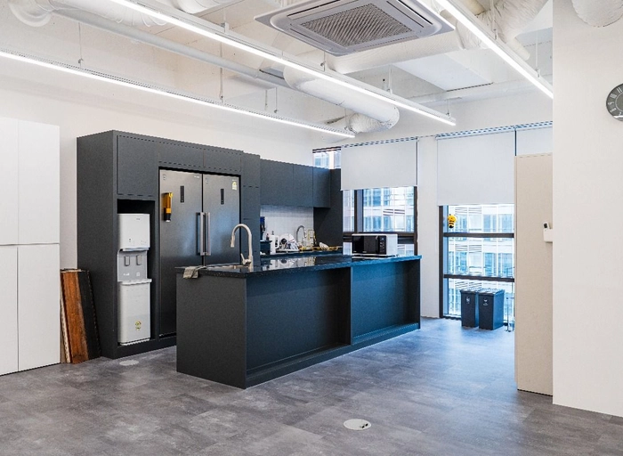 제이비컴스컴퍼니-시각디자인부문 5년 이상