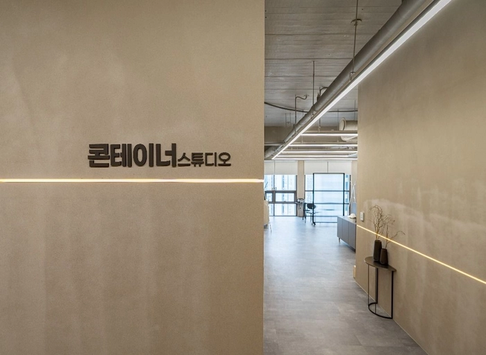 제이비컴스컴퍼니-시각디자인부문 5년 이상