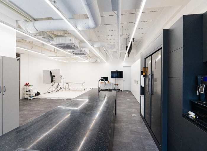 제이비컴스컴퍼니-시각디자인부문 5년 이상