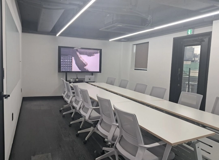 유모델러-소프트웨어 엔지니어 - 백엔드 기반 풀스택 (3년 이상)