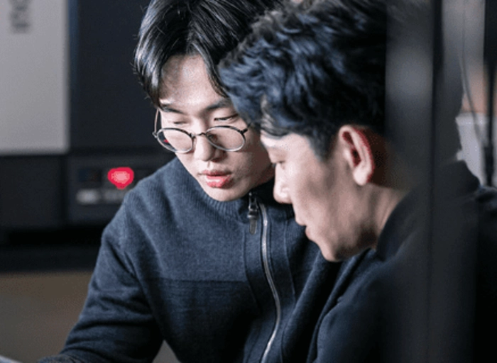 생각연구소-글로벌 마케터