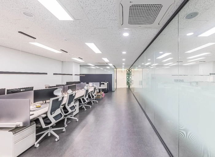 체크멀-기술지원 엔지니어(과장급1명)