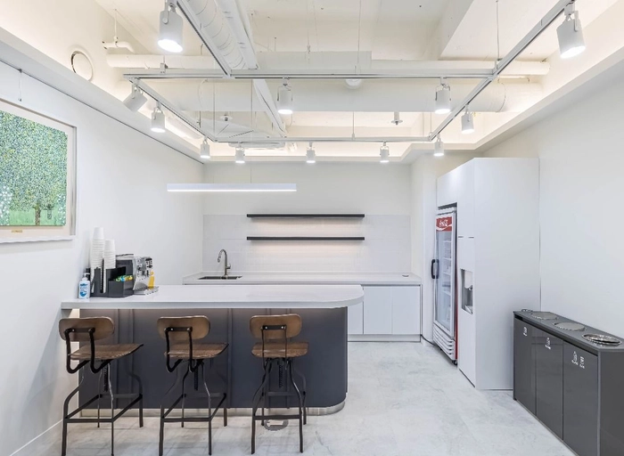 체크멀-기술지원 엔지니어(과장급1명)