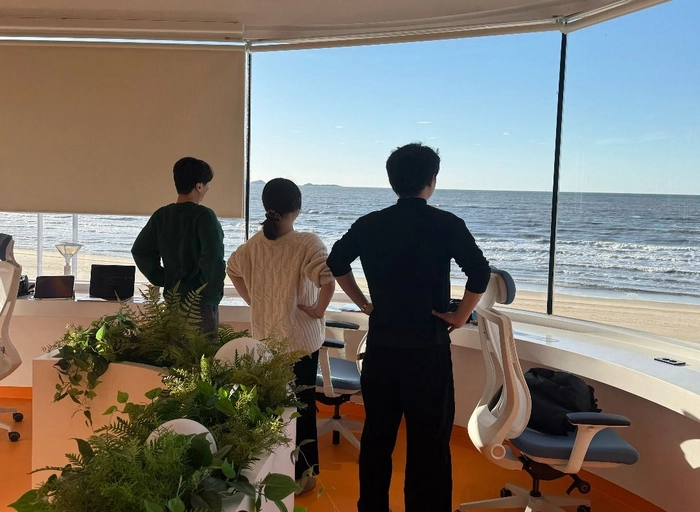 비더에그-모루라이브 백엔드 개발자 (4년이상)