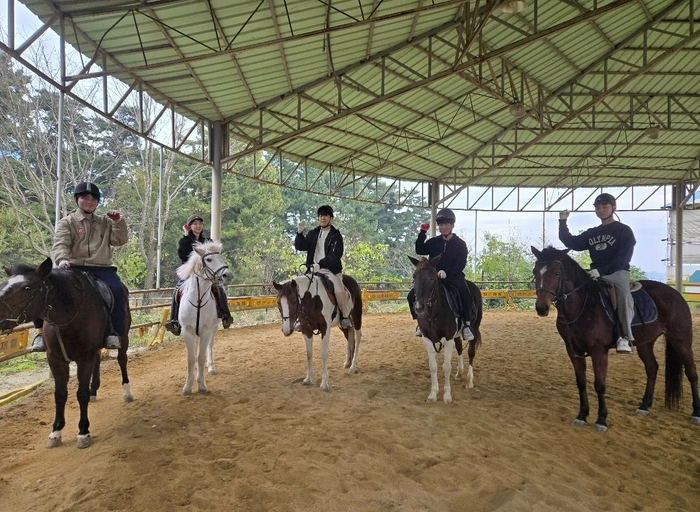 비더에그-모루라이브 백엔드 개발자 (4년이상)