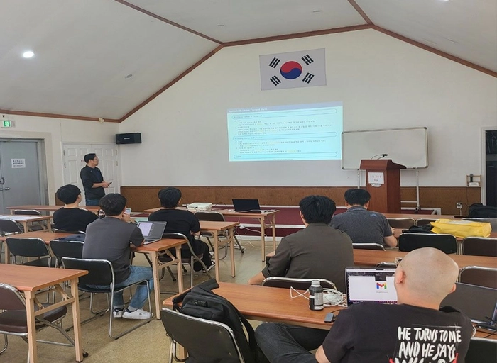 메타클-시니어급 Unity Client 개발자