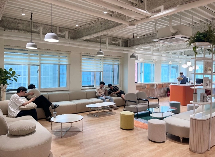 마이노멀컴퍼니-유통채널 매니저 (MD)