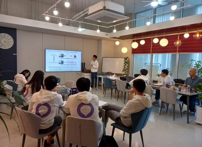 오믈렛-Product Designer