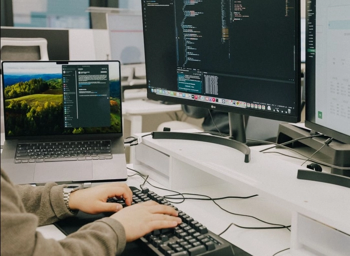 풀림-백엔드 엔지니어 (NestJS, Typescript 2년 이상)